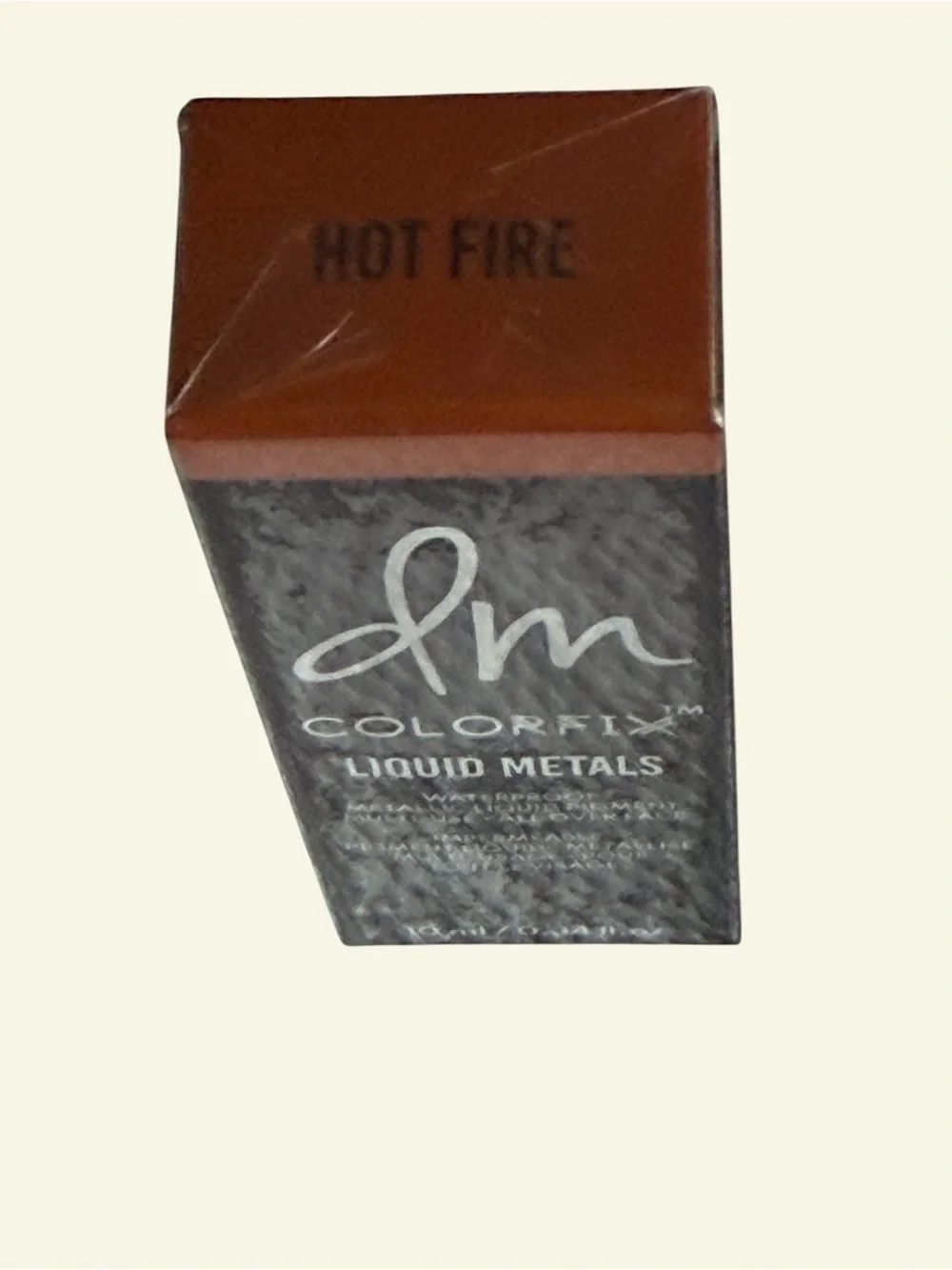 Danessa Myricks Colorfix Liquid Metals Pigment Shimmer in HOT FIRE